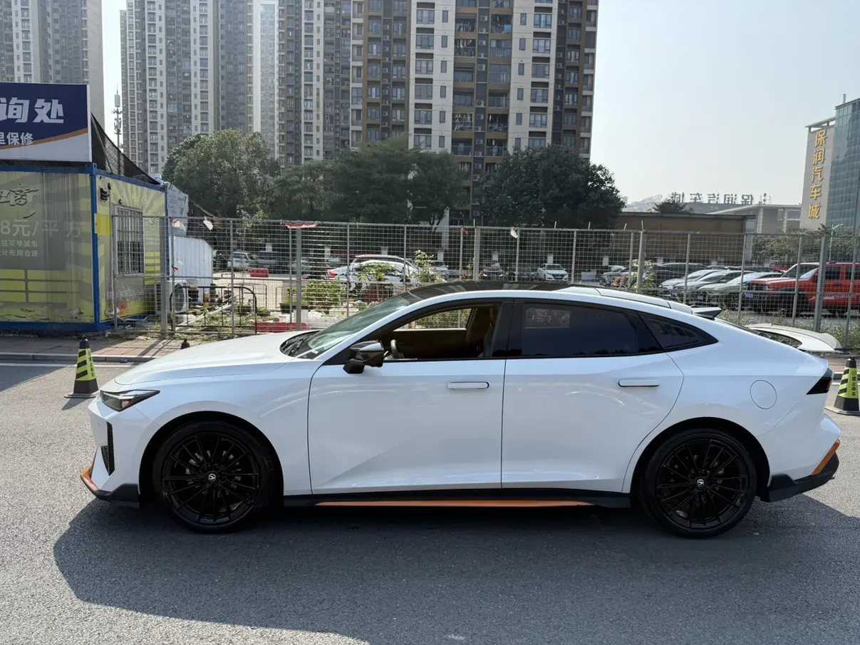 Changan UNI-V
