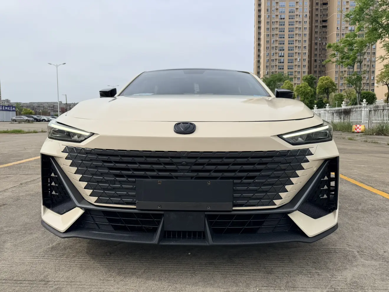 Changan UNI-V