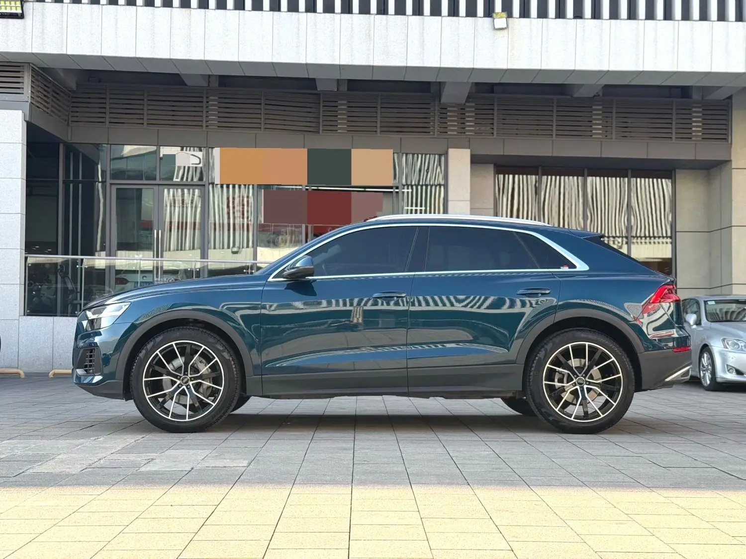 Audi Q8