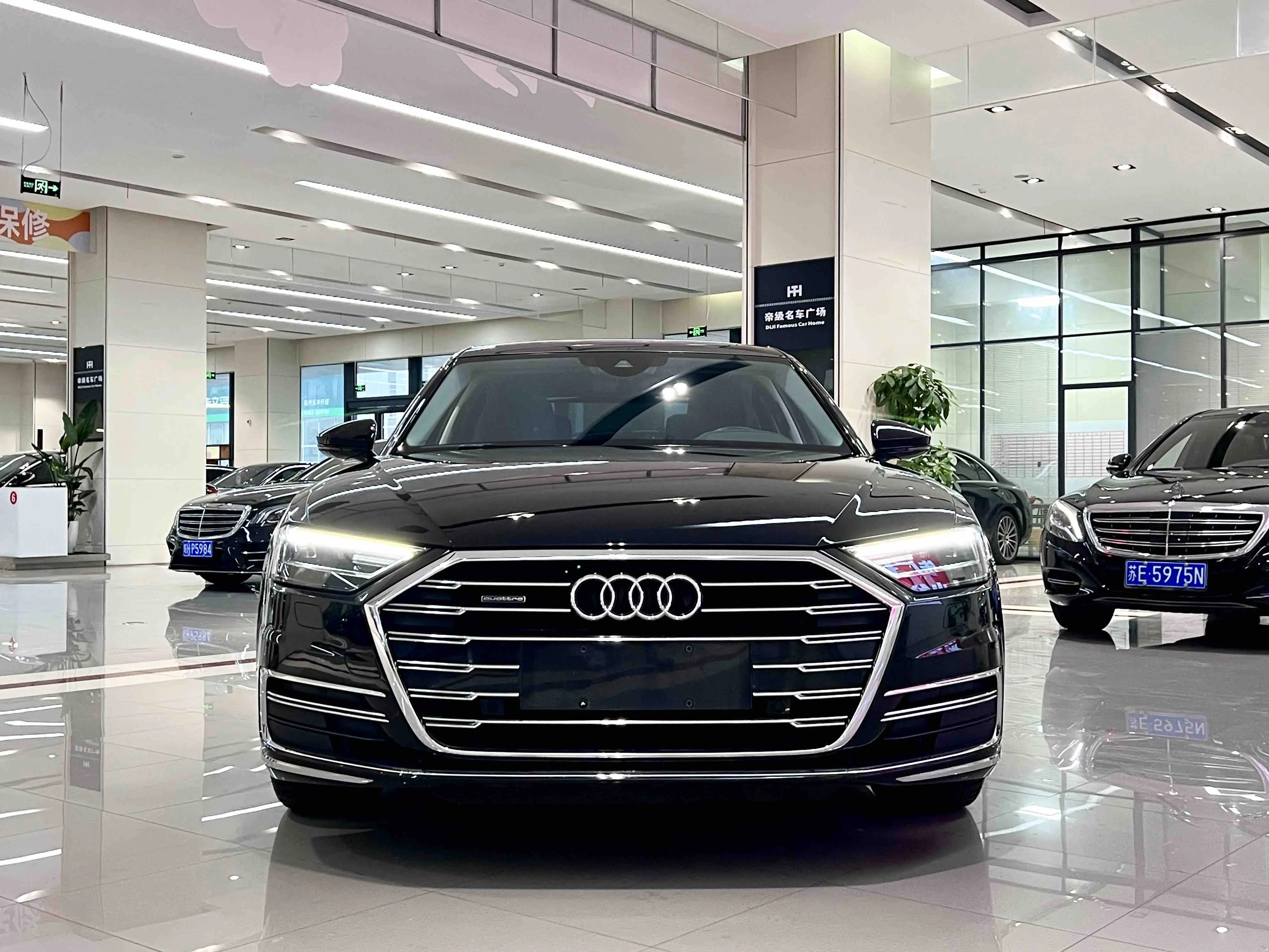 Audi A8