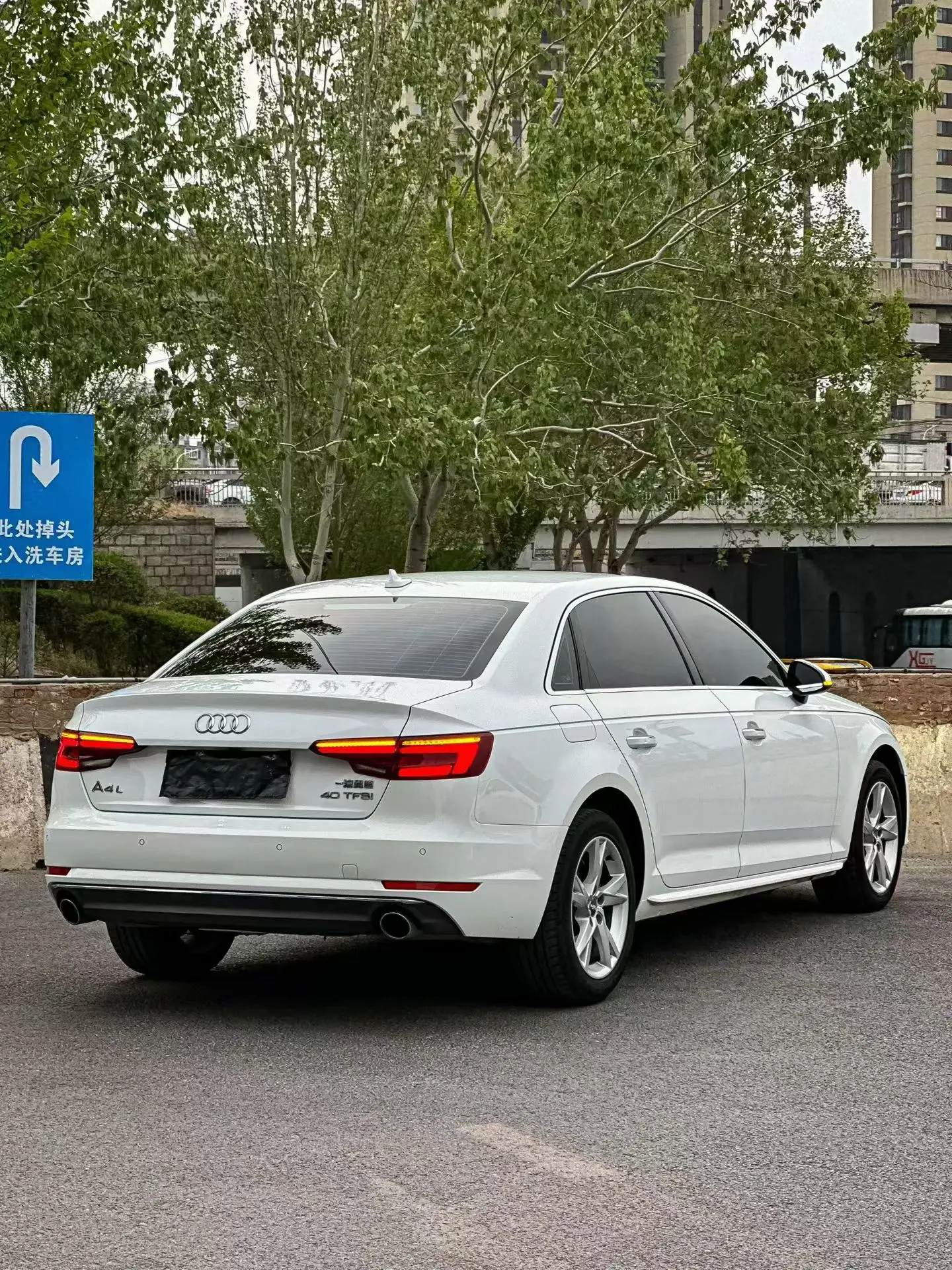 Audi A4L