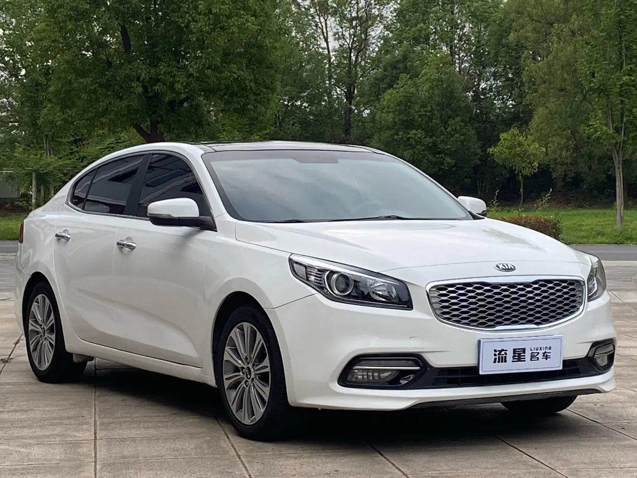 Kia K4
