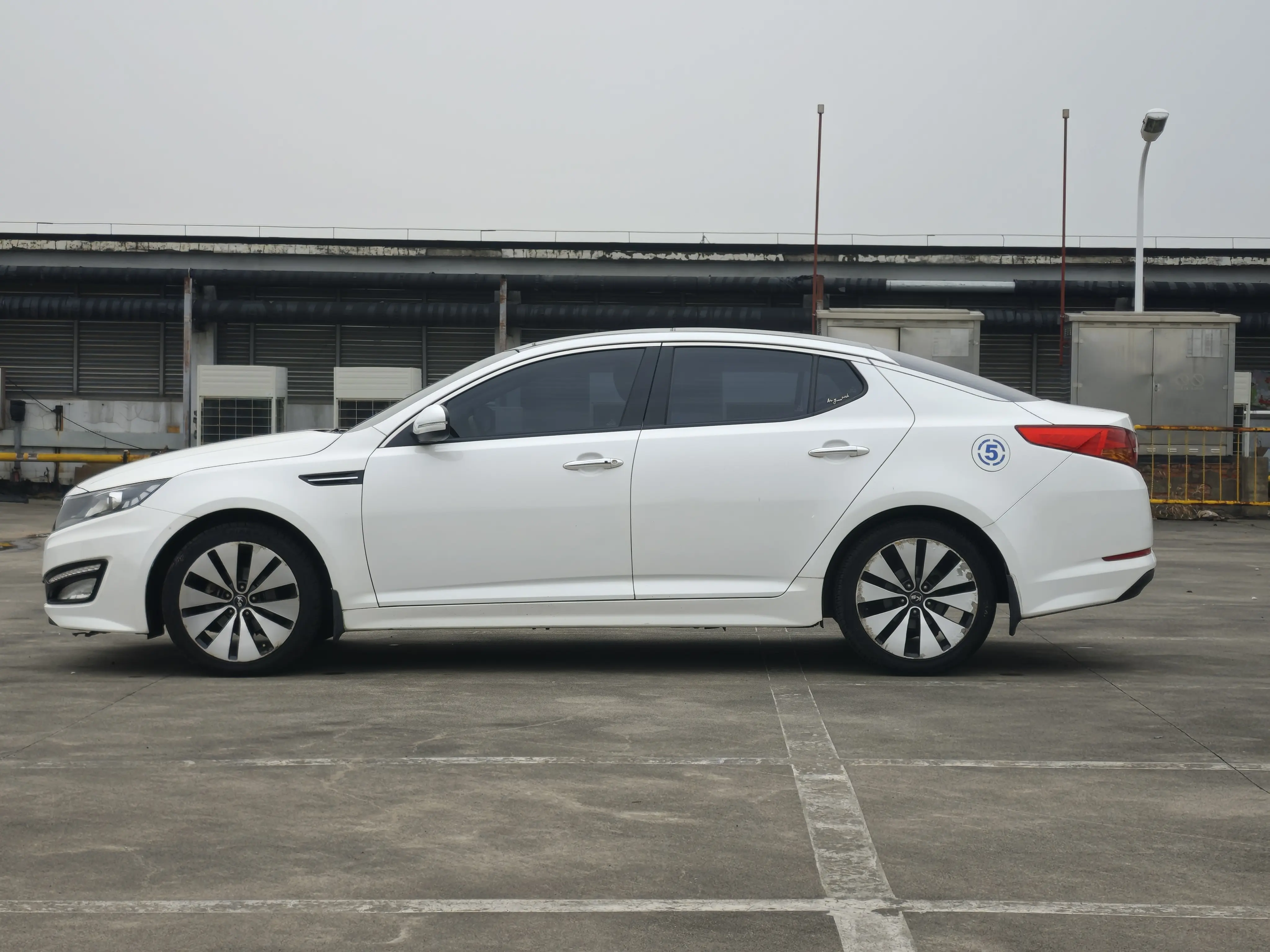 Kia K5