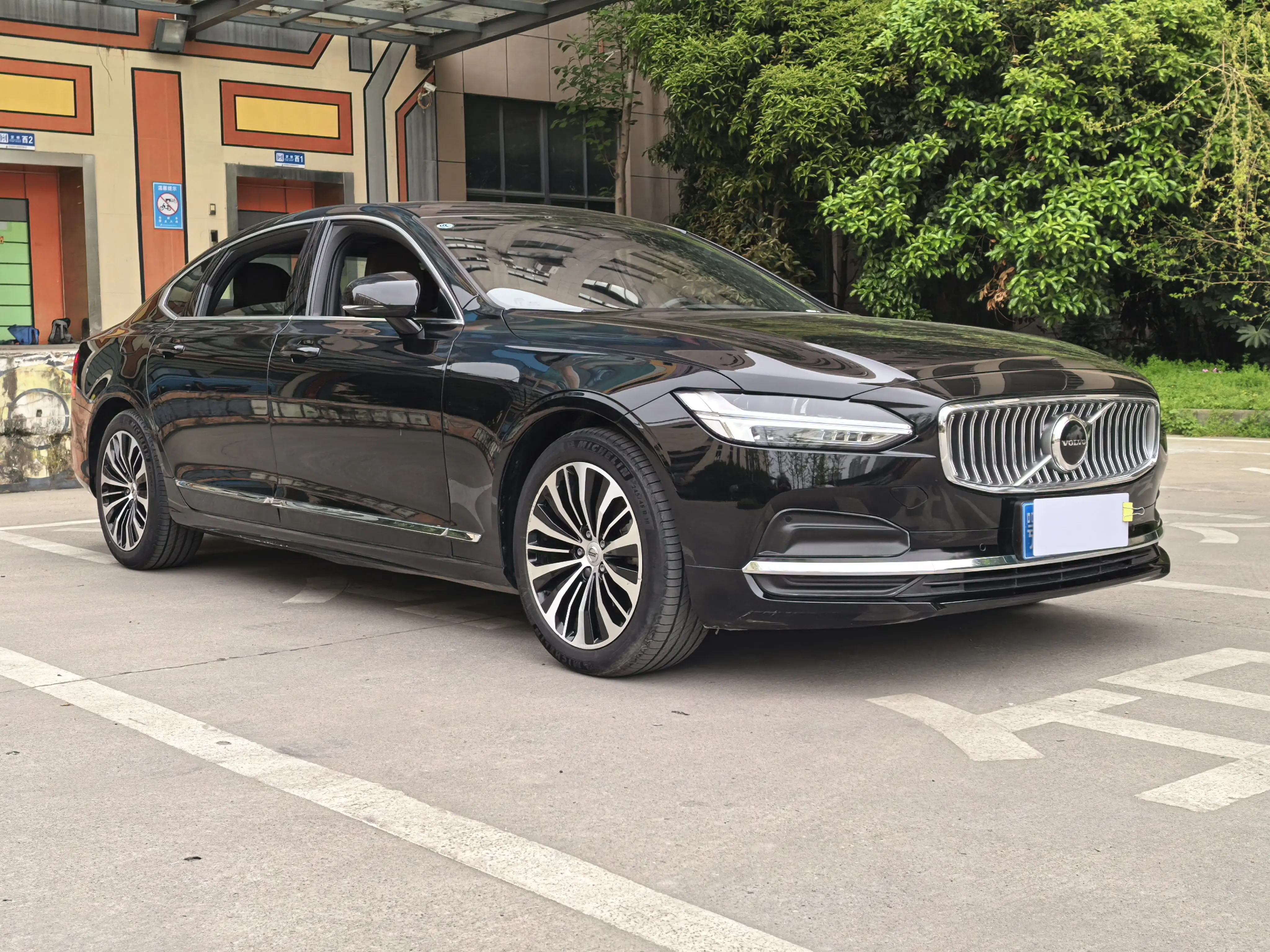Volvo S90