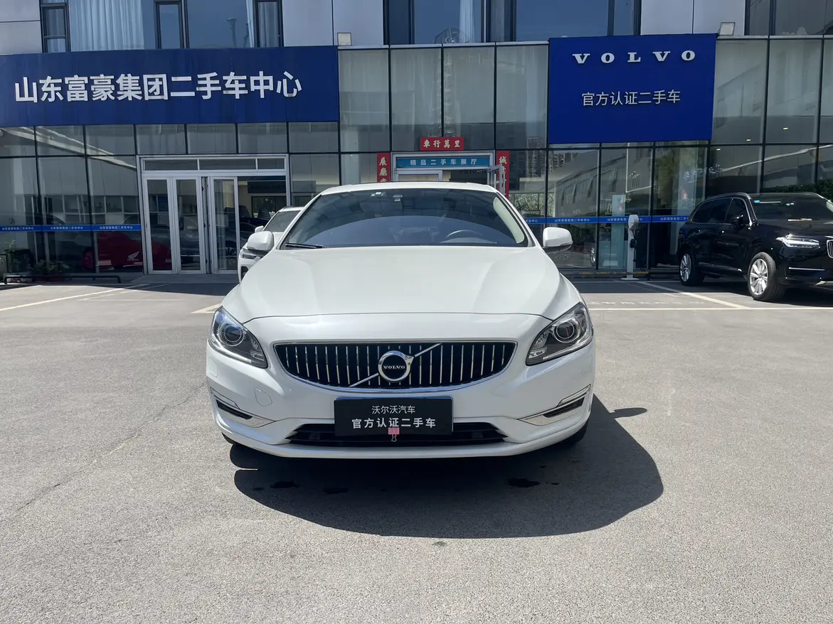 Volvo S60