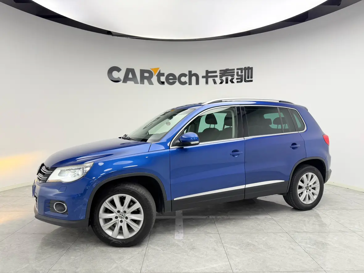 Volkswagen Tiguan (Tharu)