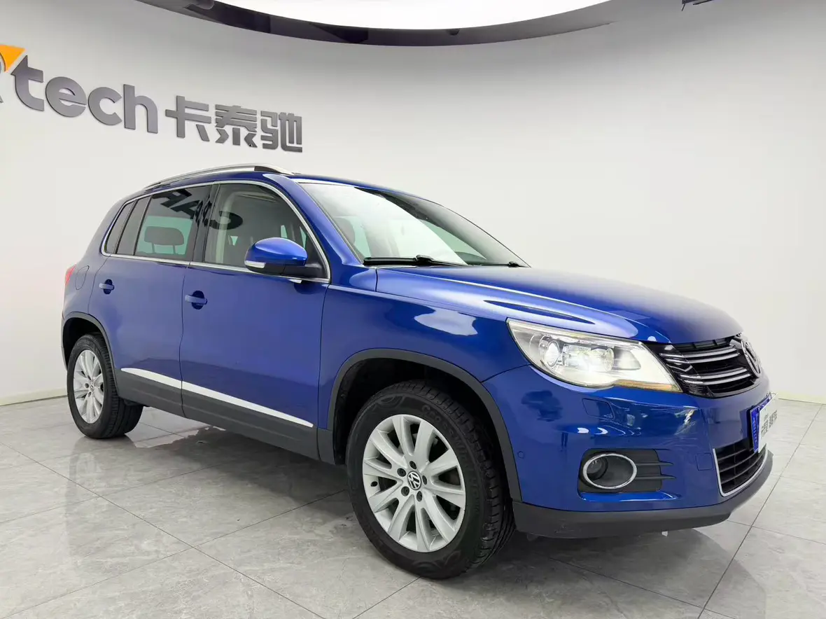 Volkswagen Tiguan (Tharu)
