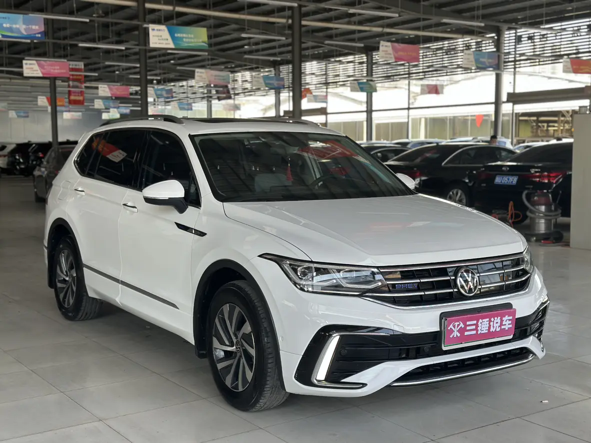 Volkswagen Tiguan L PHEV