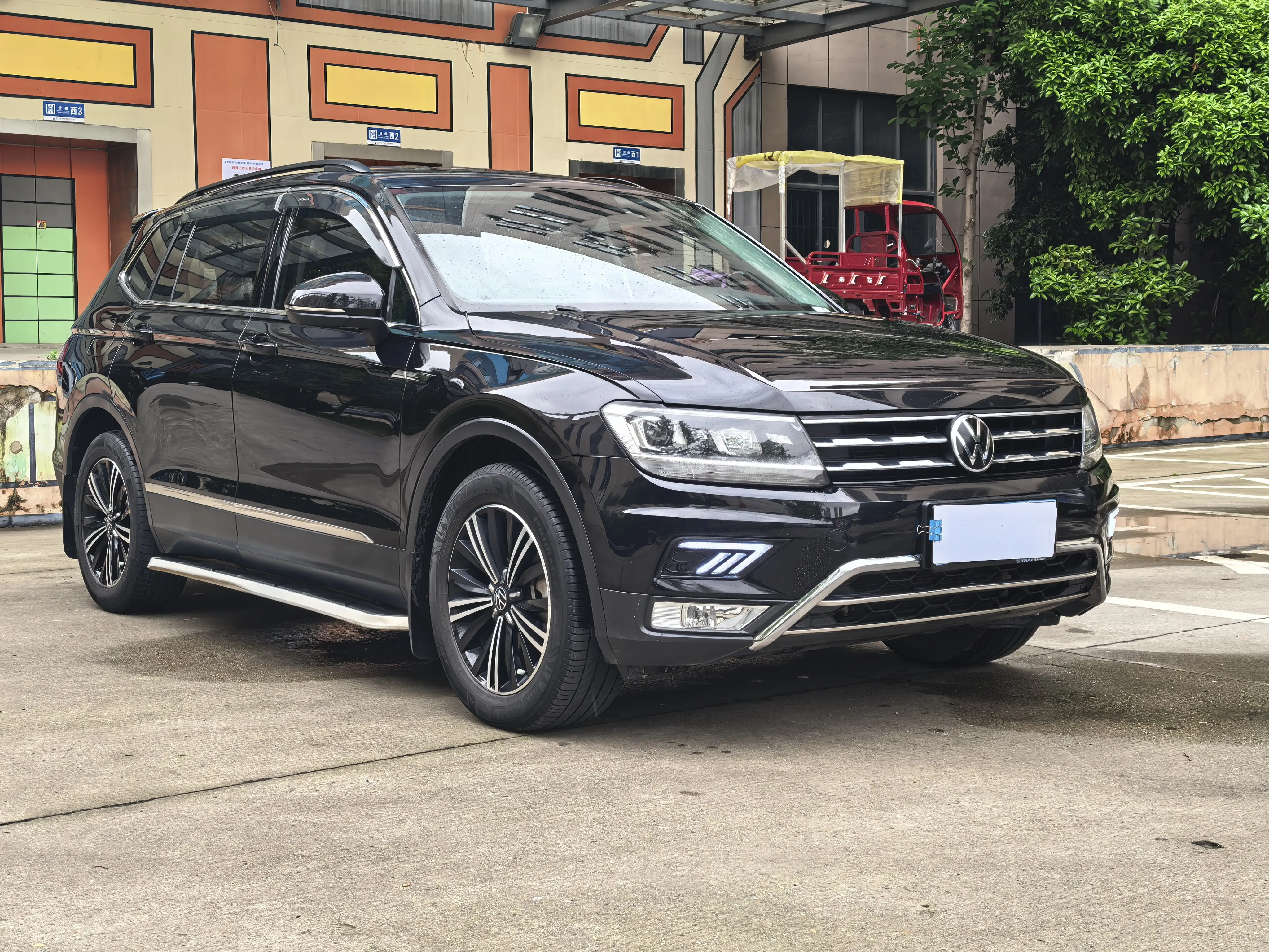 Volkswagen Tiguan L