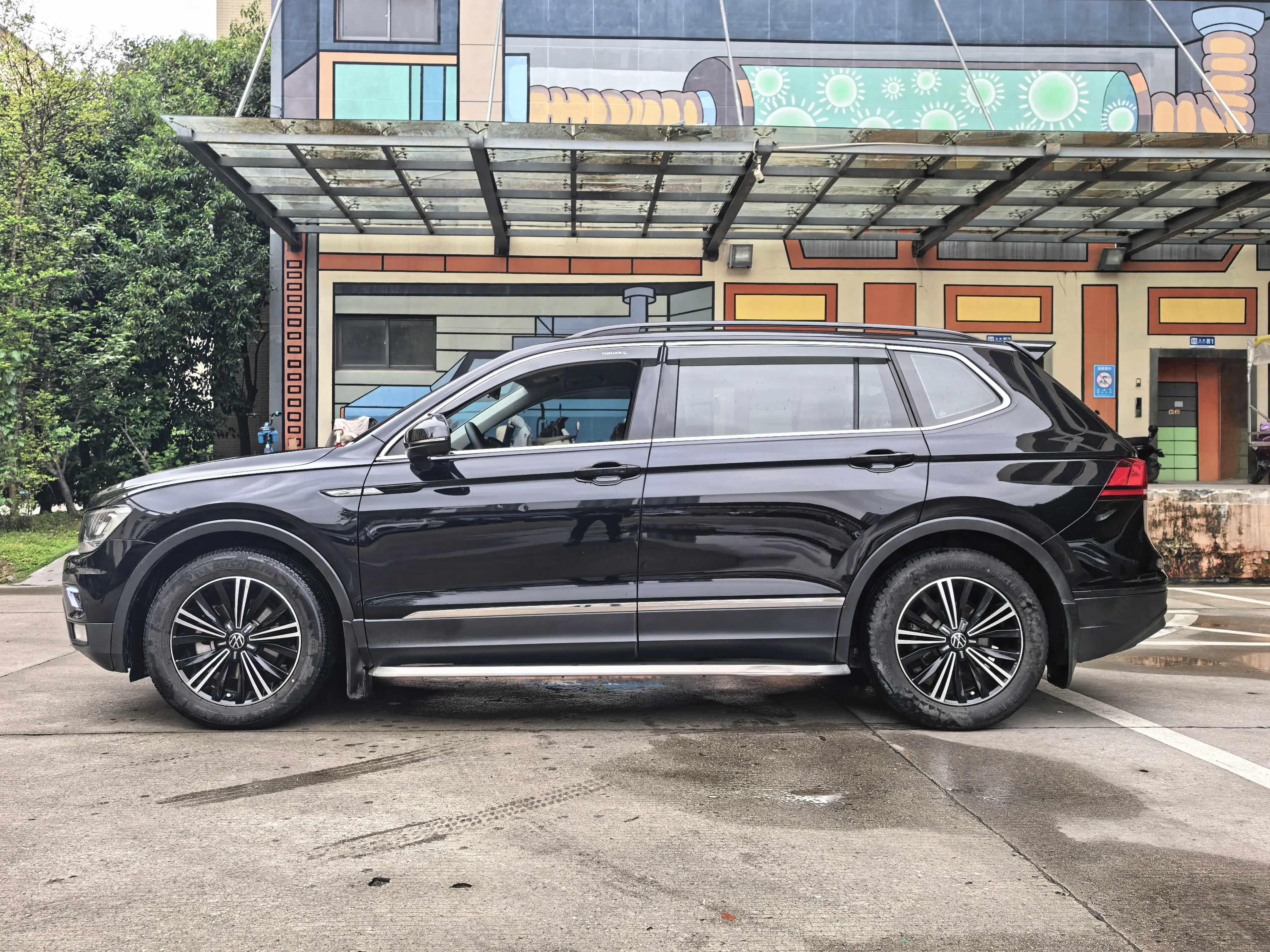 Volkswagen Tiguan L