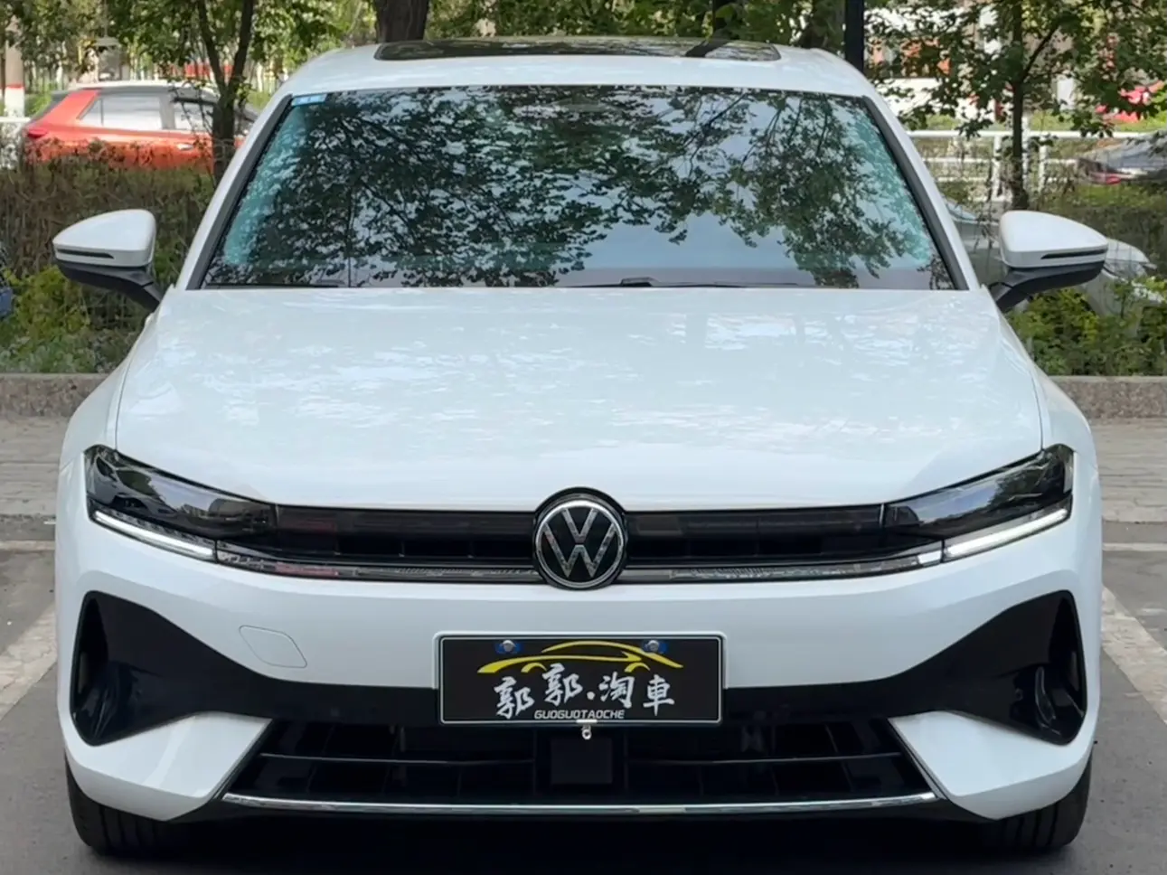 Volkswagen Sagitar