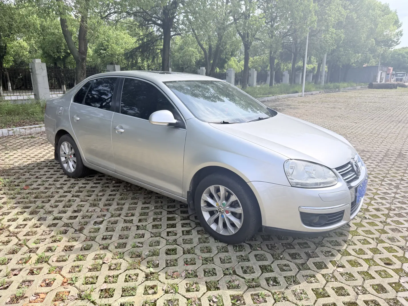 Volkswagen Sagitar