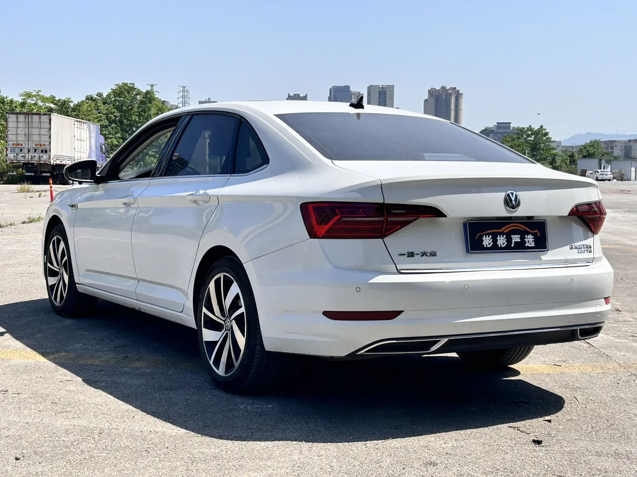 Volkswagen Sagitar