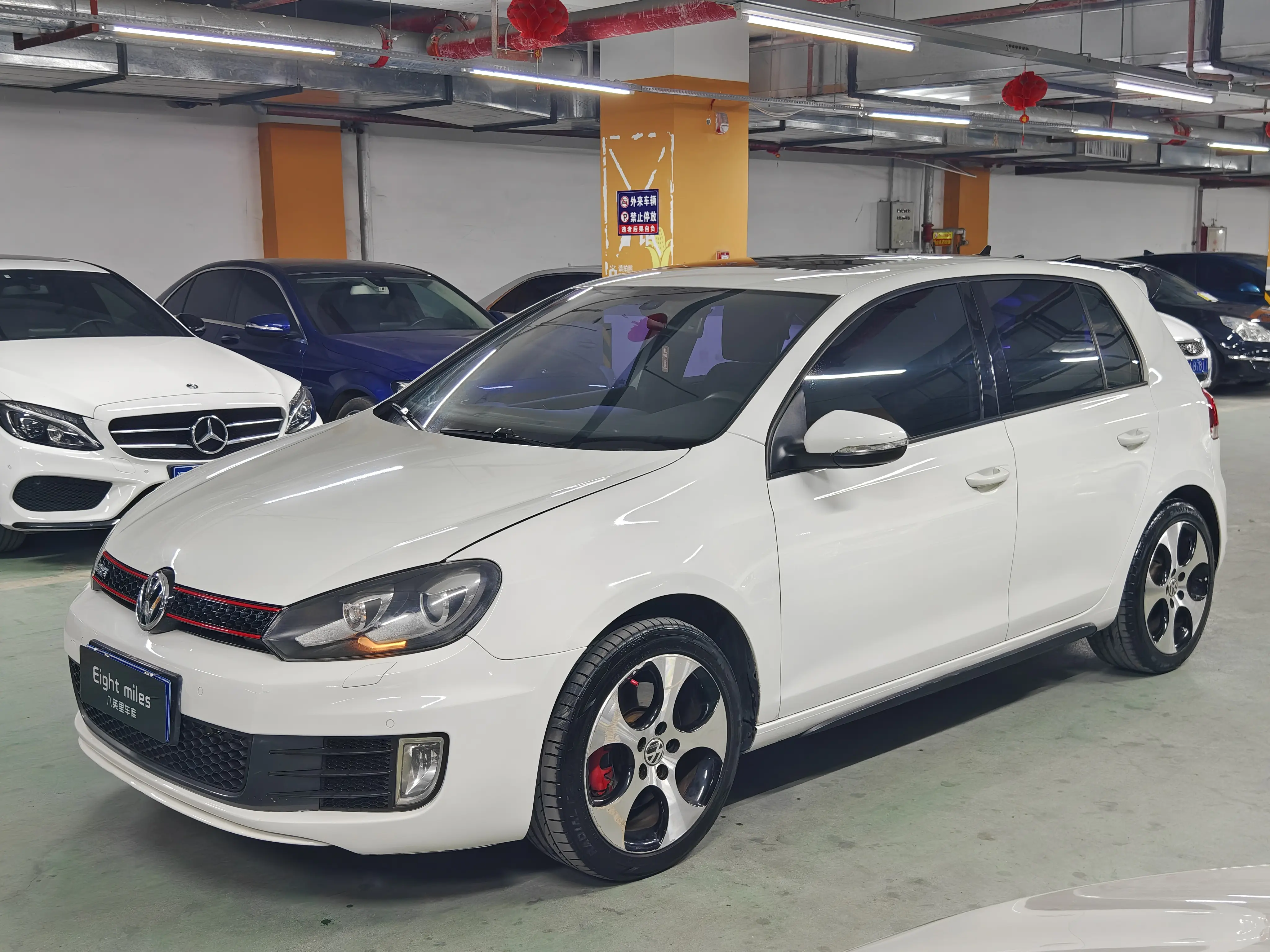 Volkswagen Golf GTI