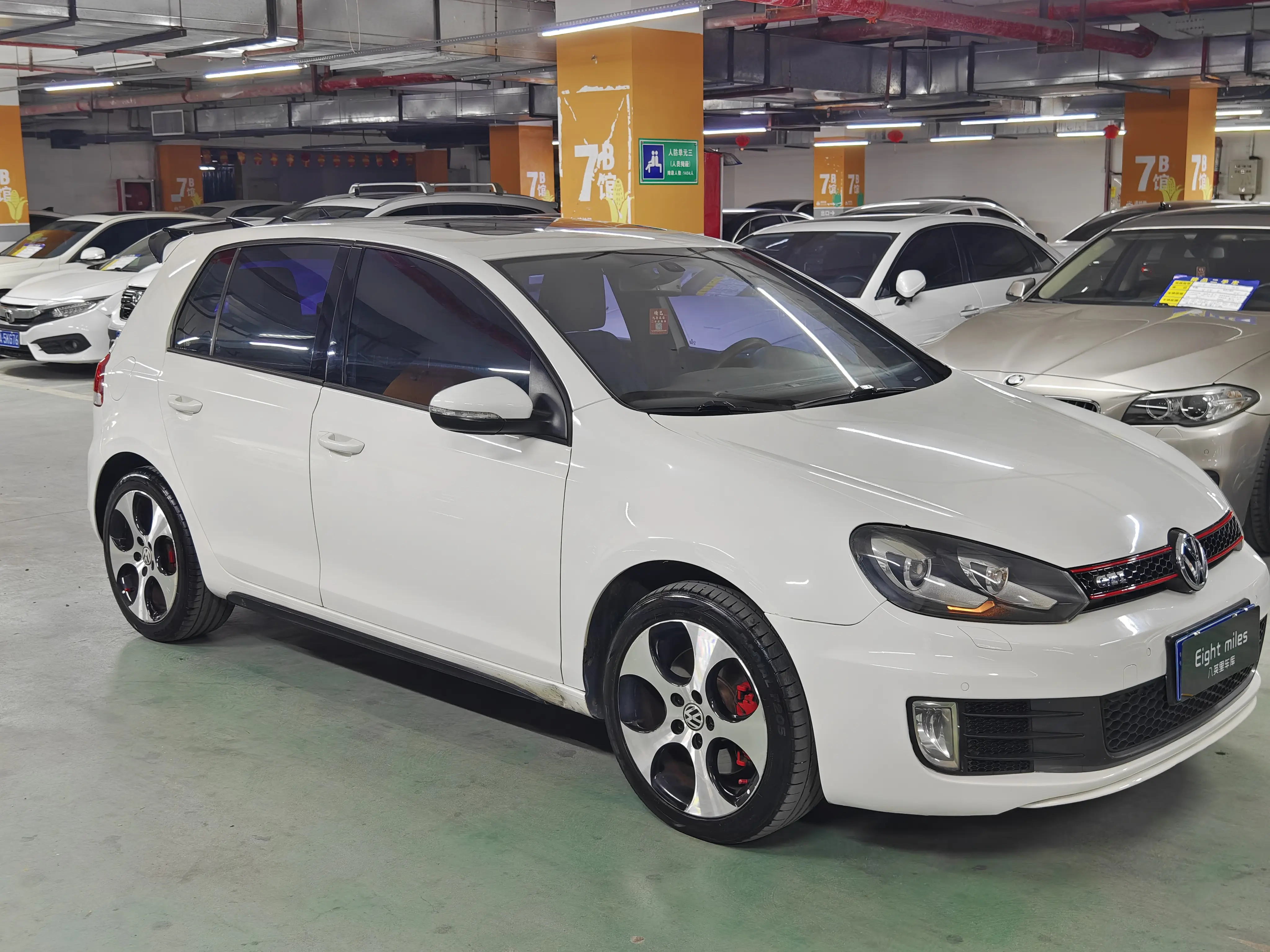 Volkswagen Golf GTI