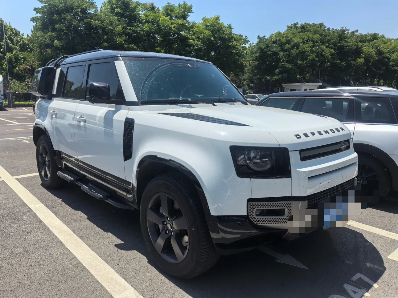Land Rover Guard