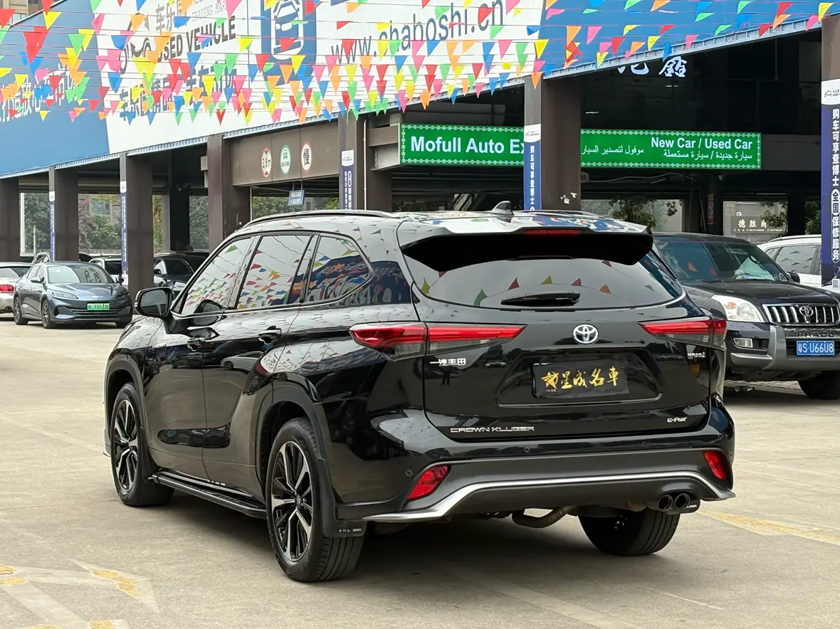 Toyota Crown Kluger