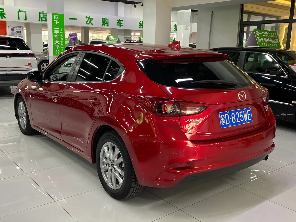 Mazda Axela