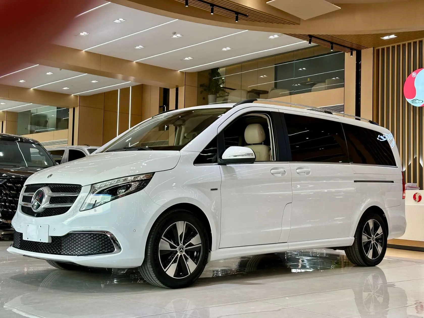 Mercedes-Benz Mercedes Benz V Class