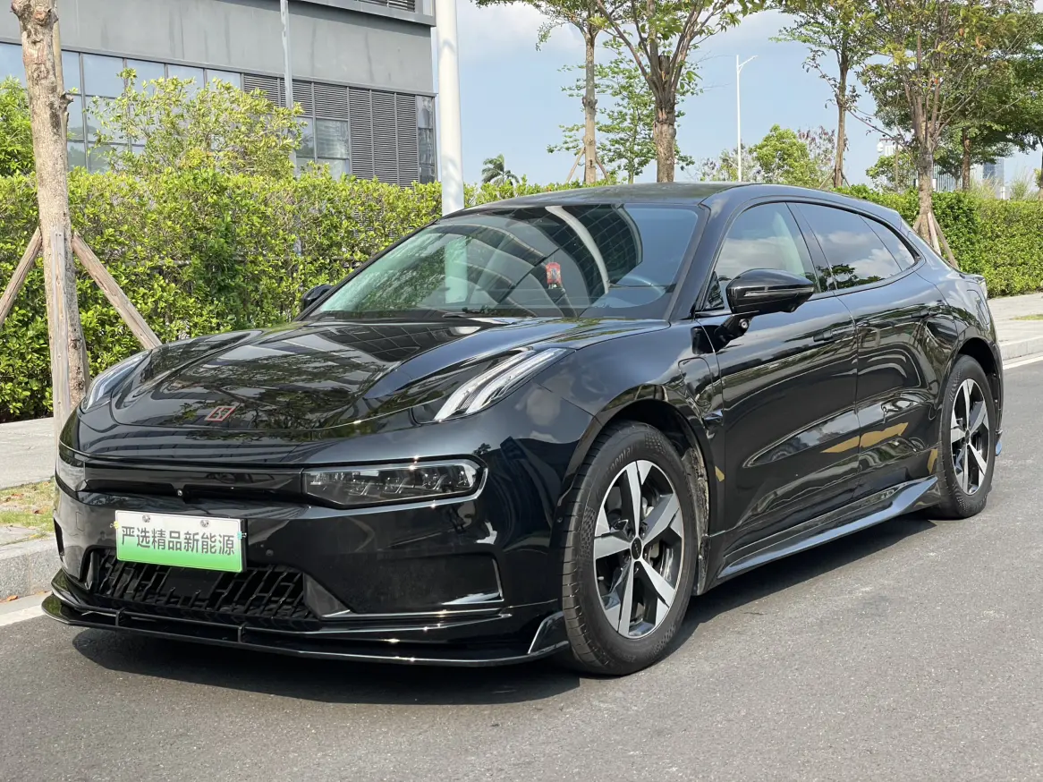 ZEEKR 001