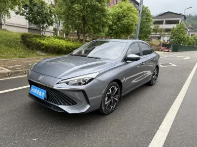 Roewe i5