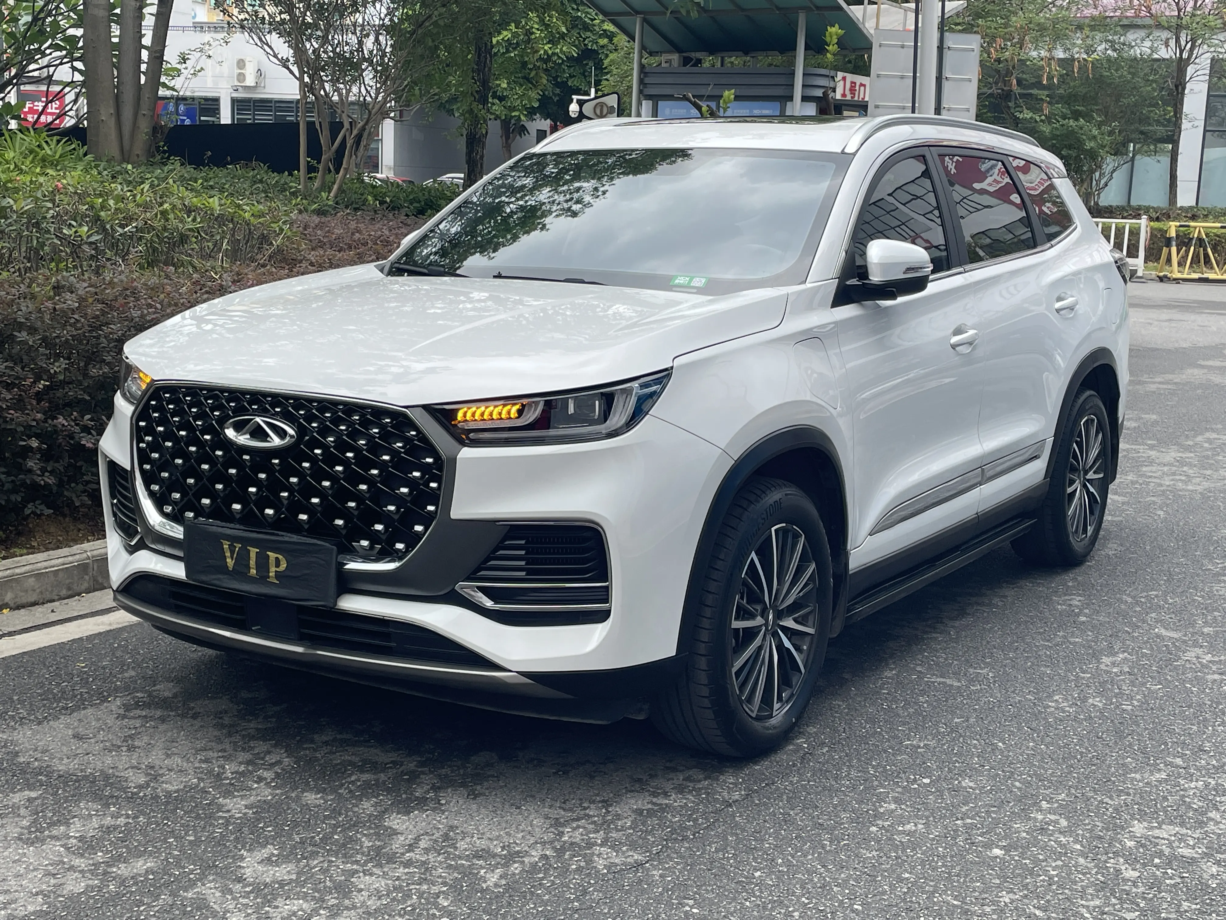 Chery Tiggo 8 PLUS Kunpeng e+