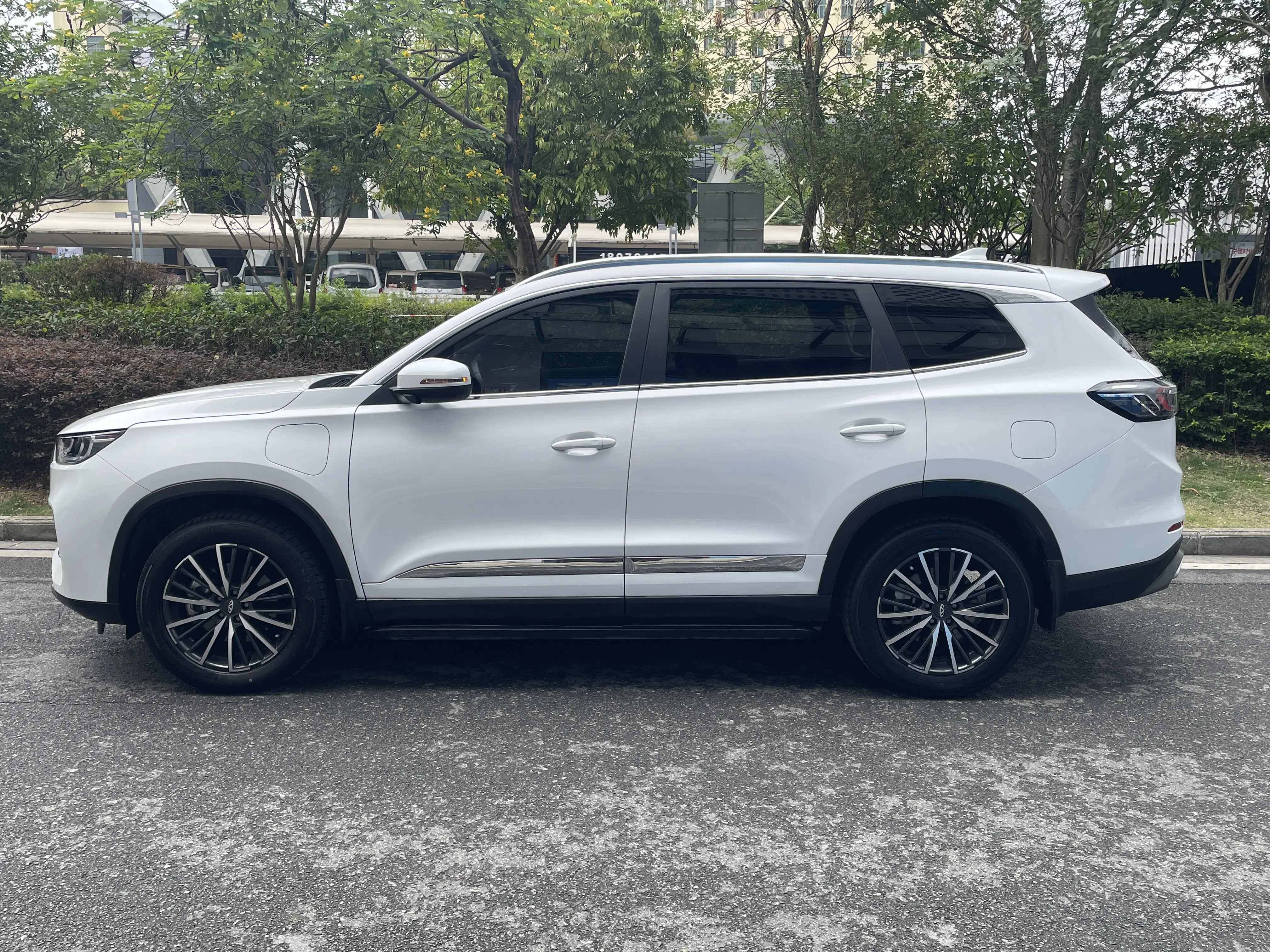 Chery Tiggo 8 PLUS Kunpeng e+