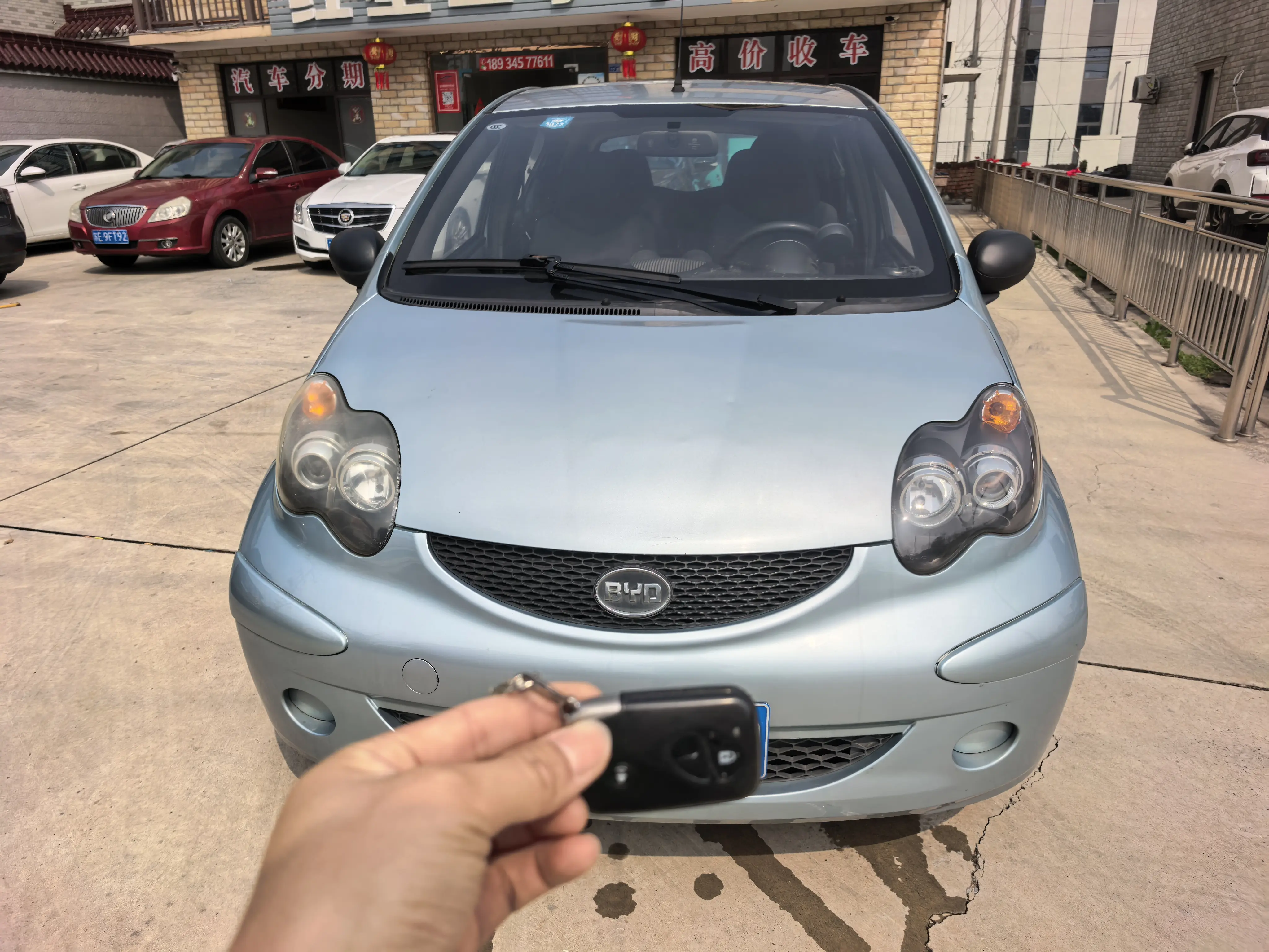 BYD F0