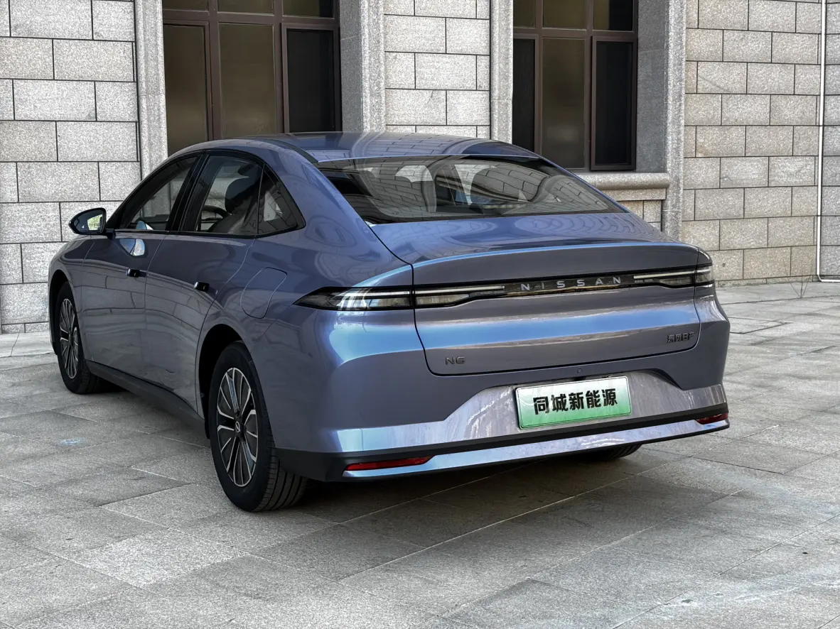 Nissan N6
