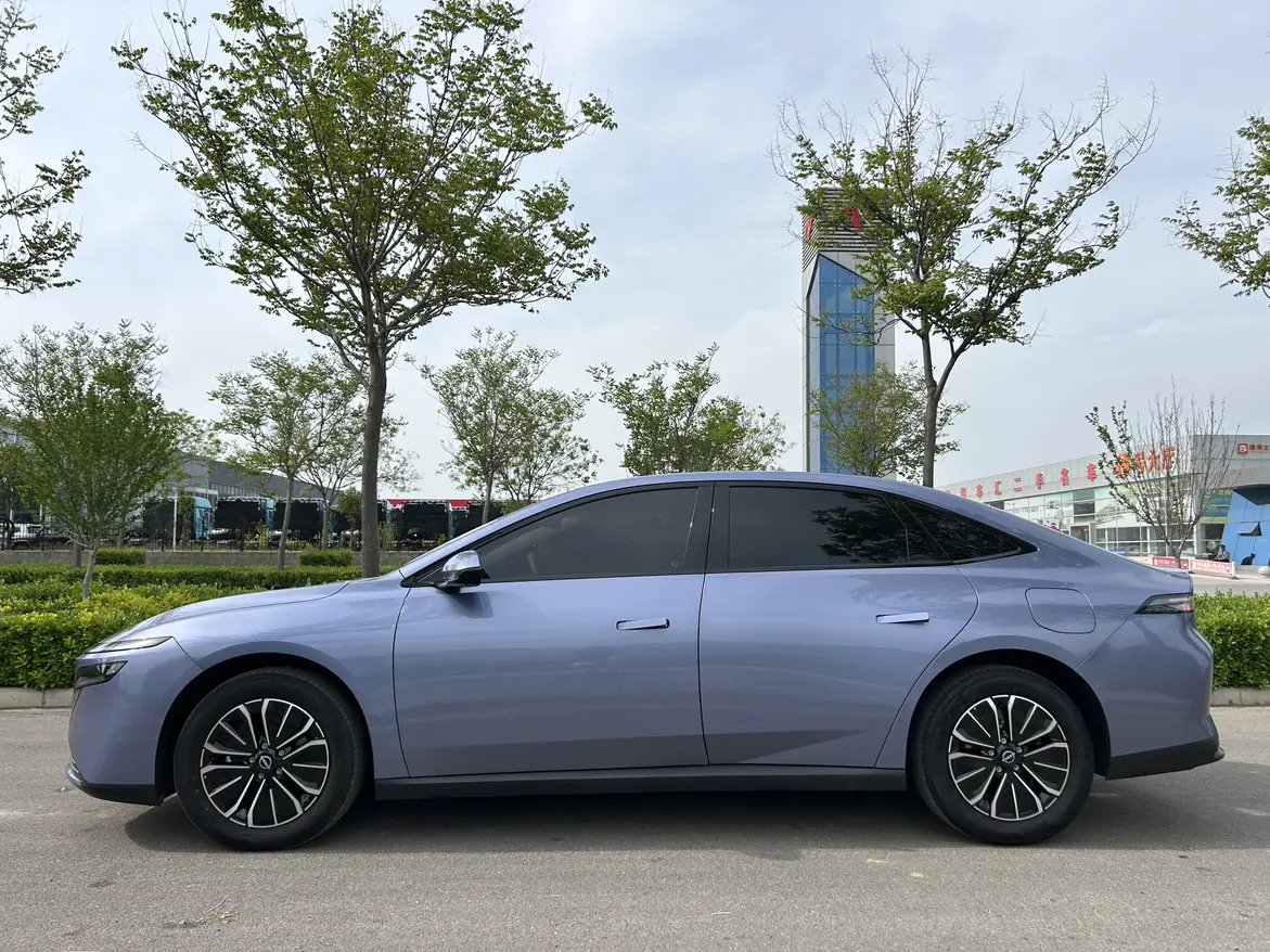 Nissan N6
