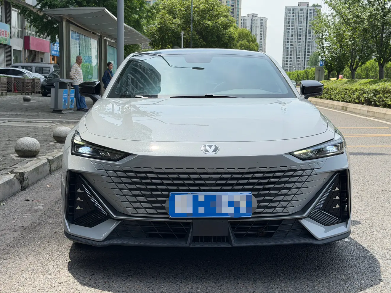 Changan UNI-V