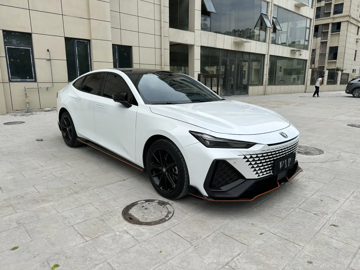 Changan UNI-V
