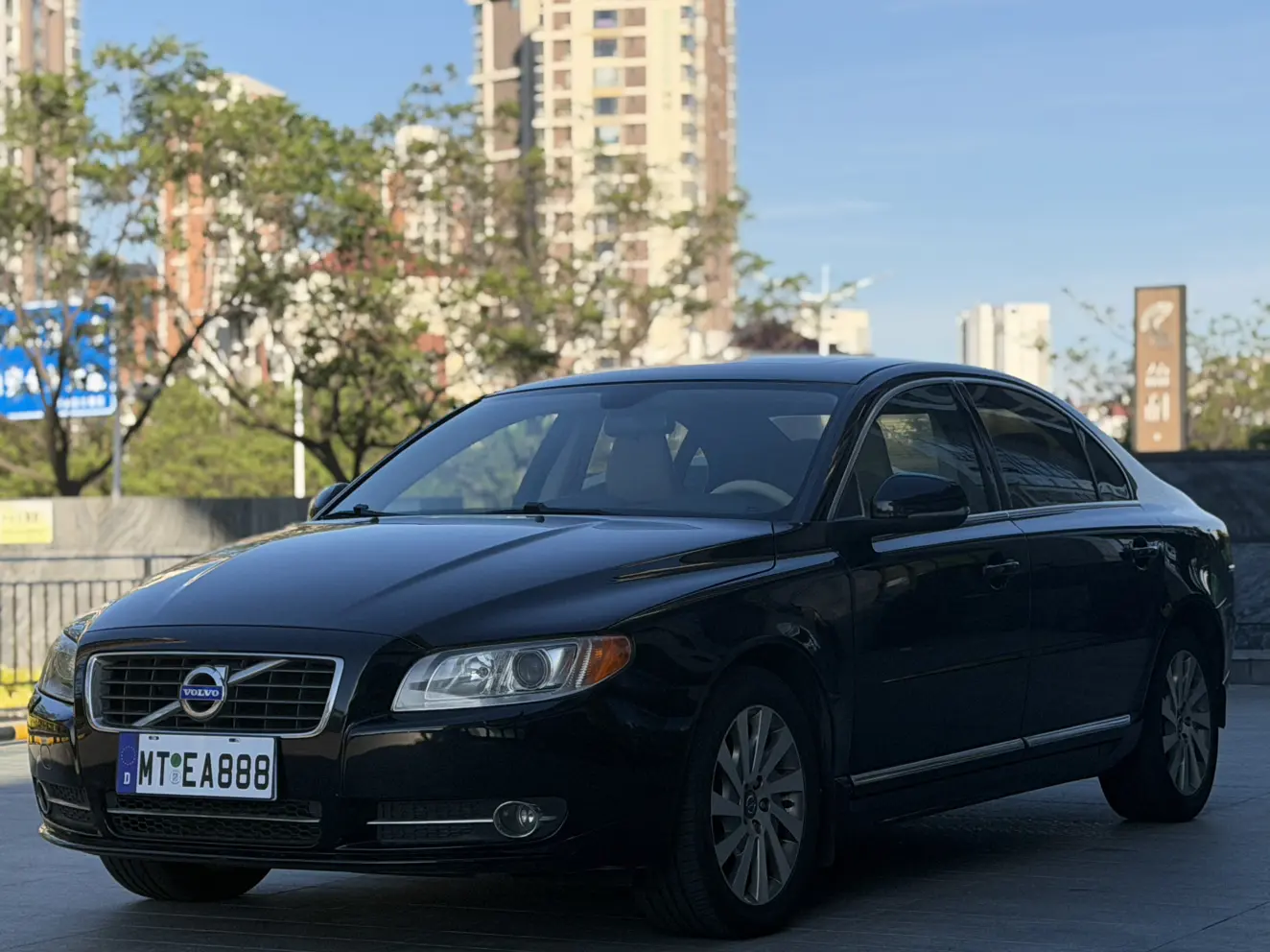 Volvo S80L