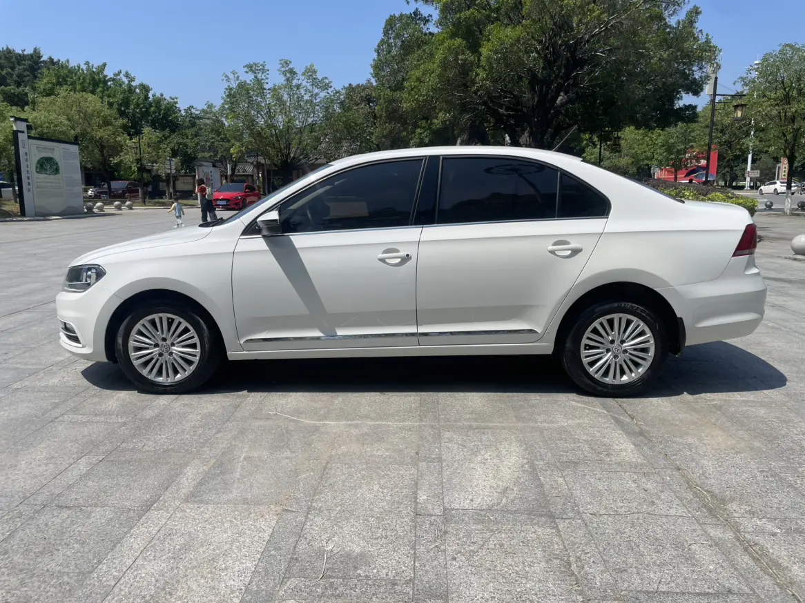 Volkswagen Santana