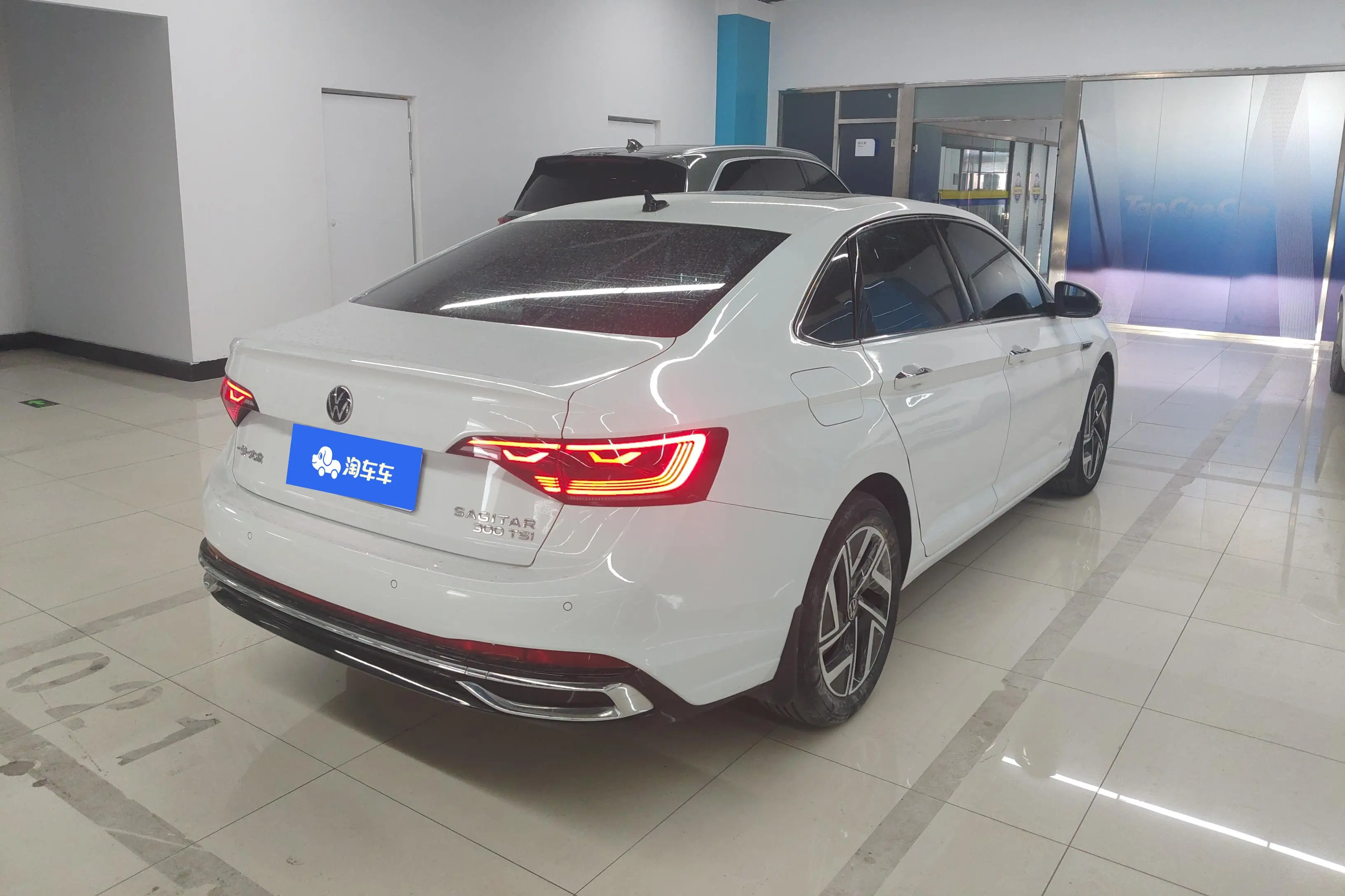 Volkswagen Sagitar