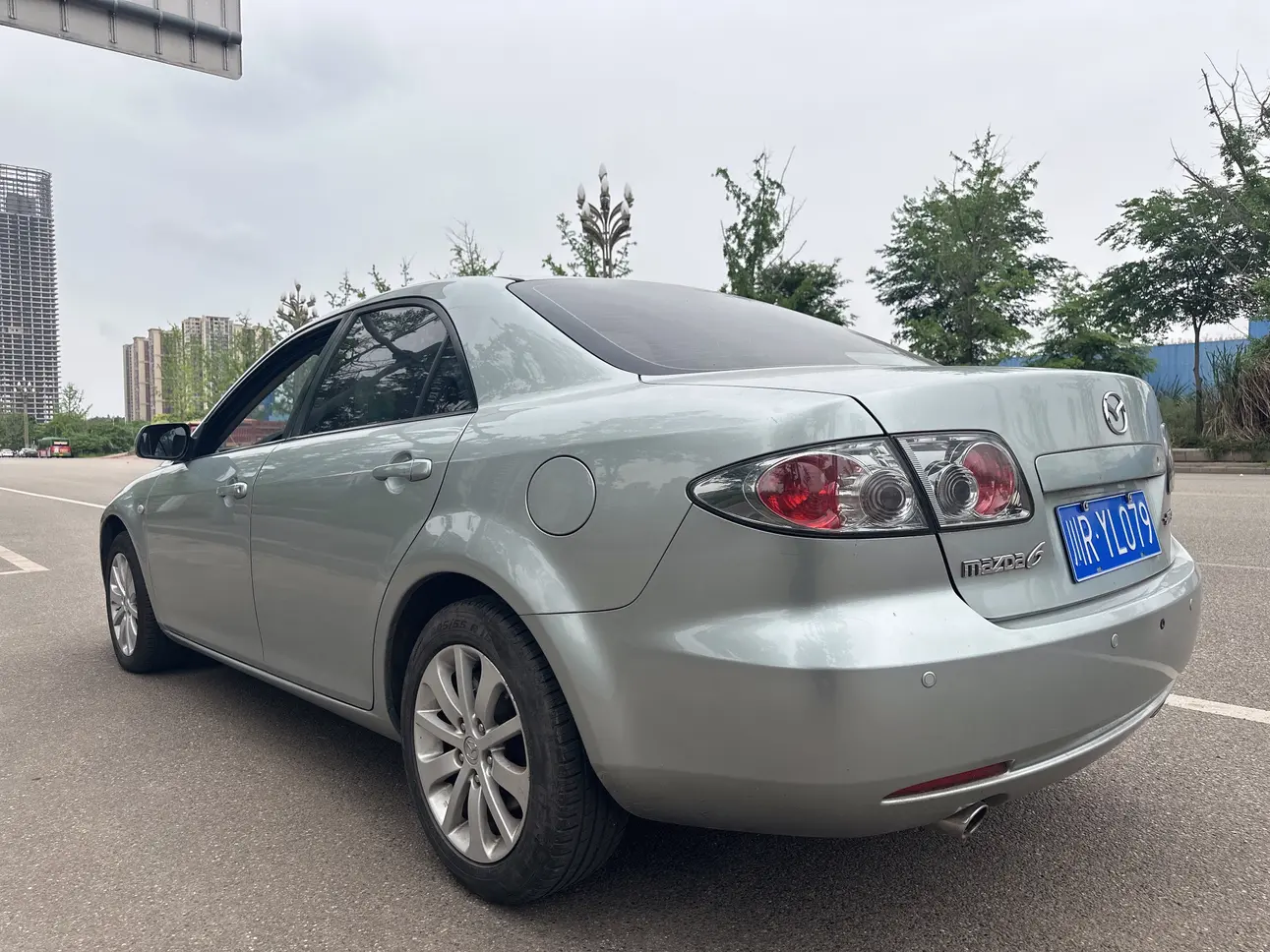 Mazda 6