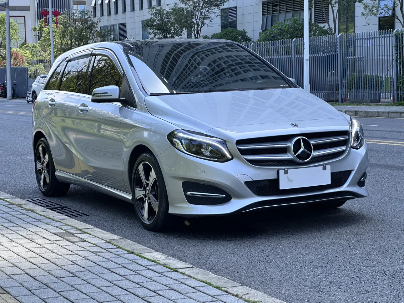 Mercedes-Benz Mercedes Benz B Class