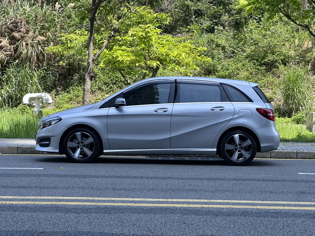 Mercedes-Benz Mercedes Benz B Class