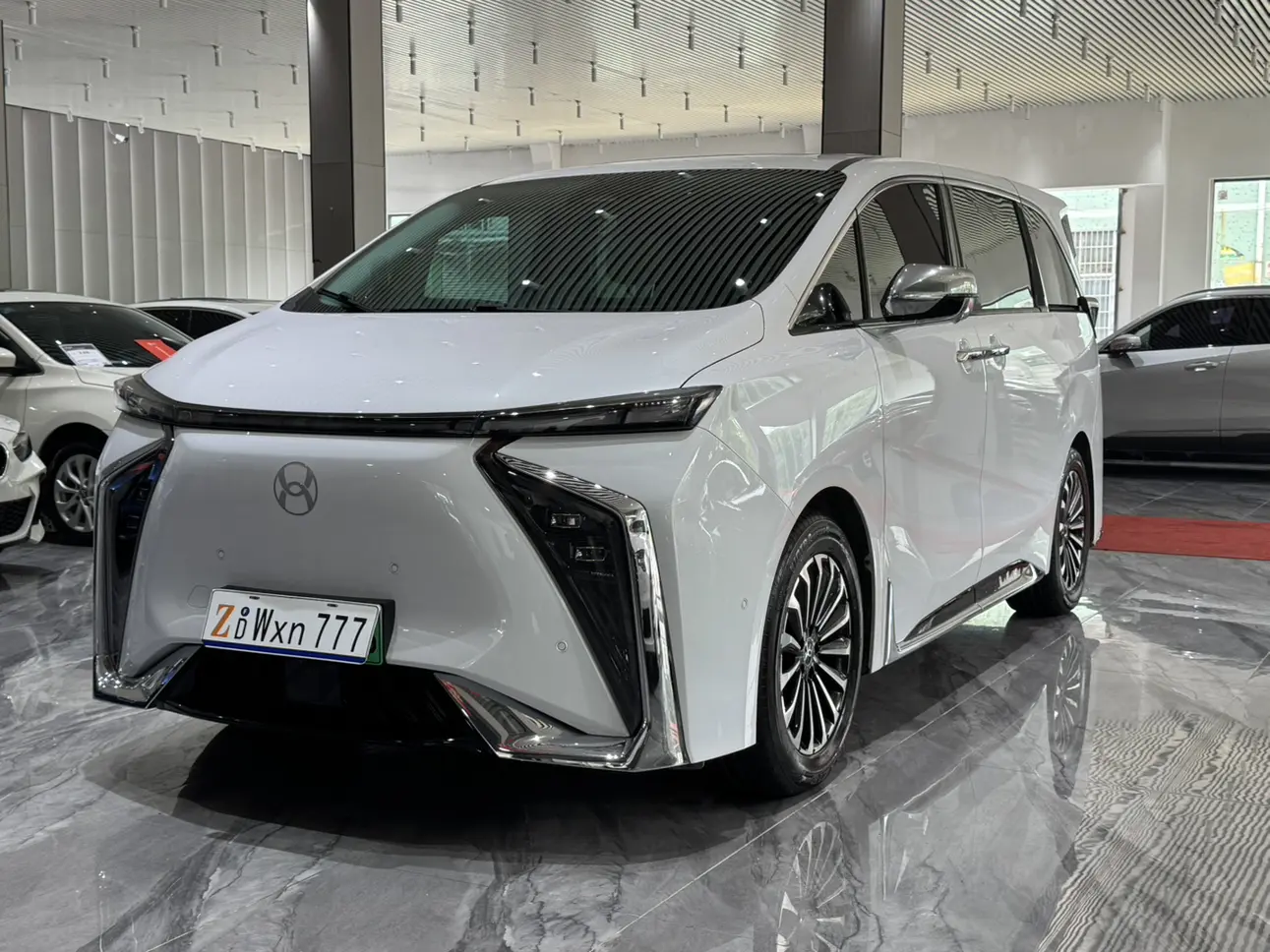 HYCAN Hechuang V09