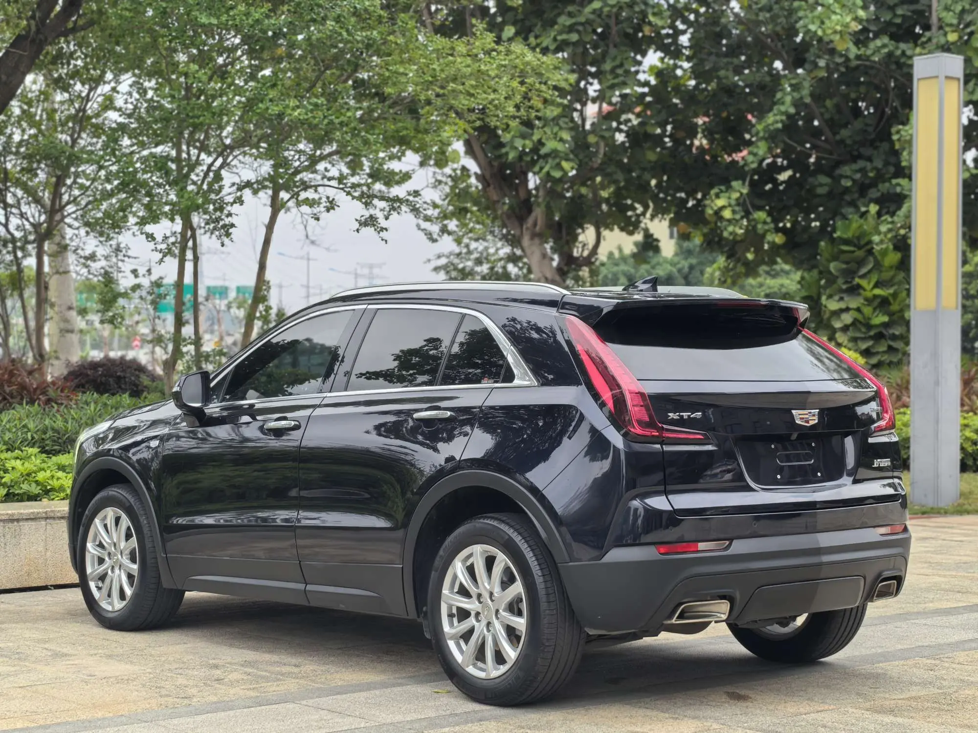Cadillac XT4