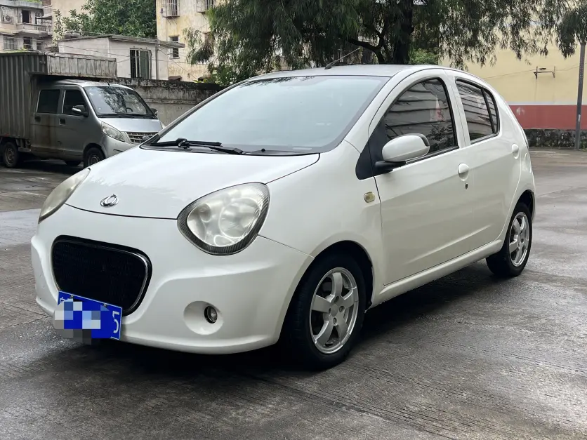 Geely Classic panda