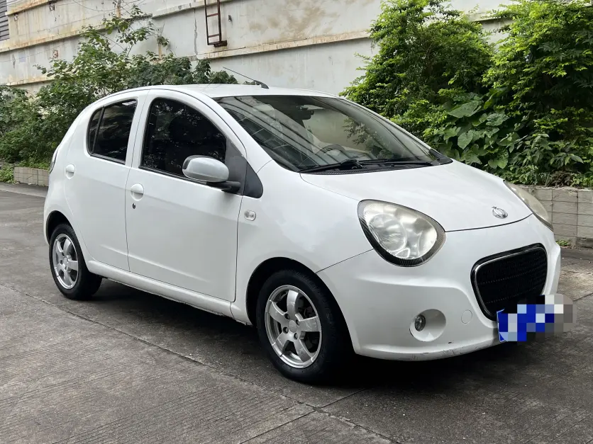 Geely Classic panda
