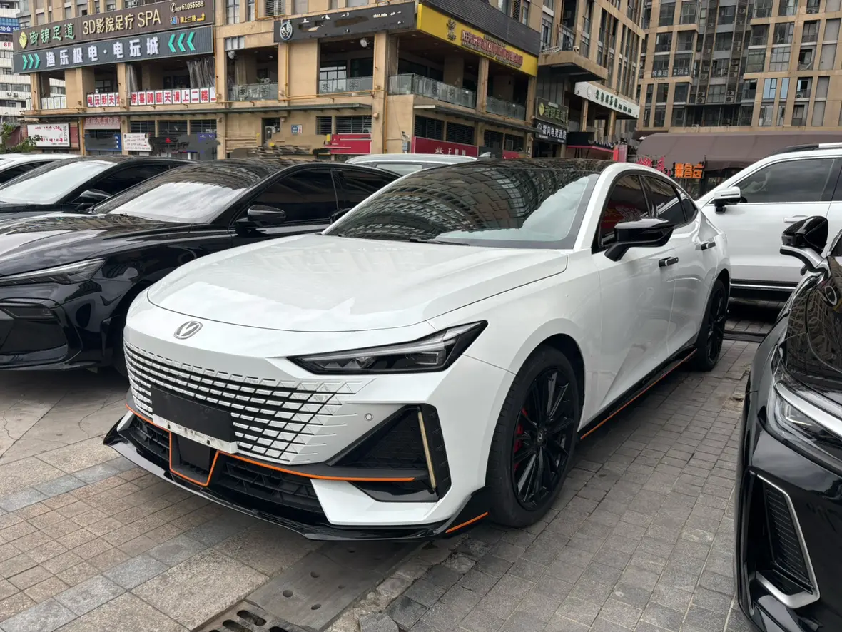 Changan UNI-V