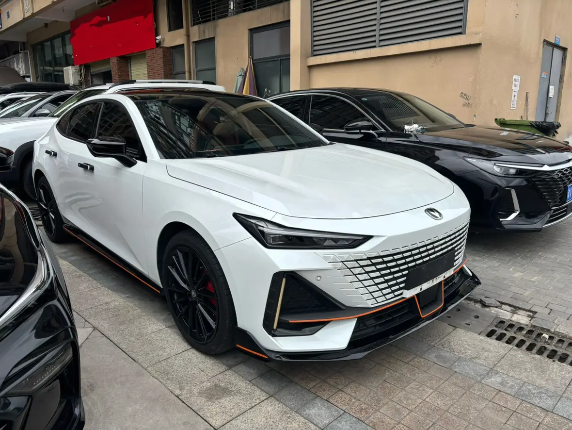 Changan UNI-V