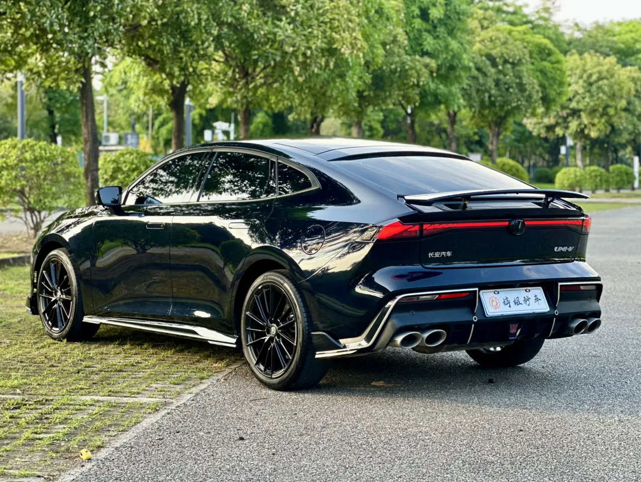 Changan UNI-V