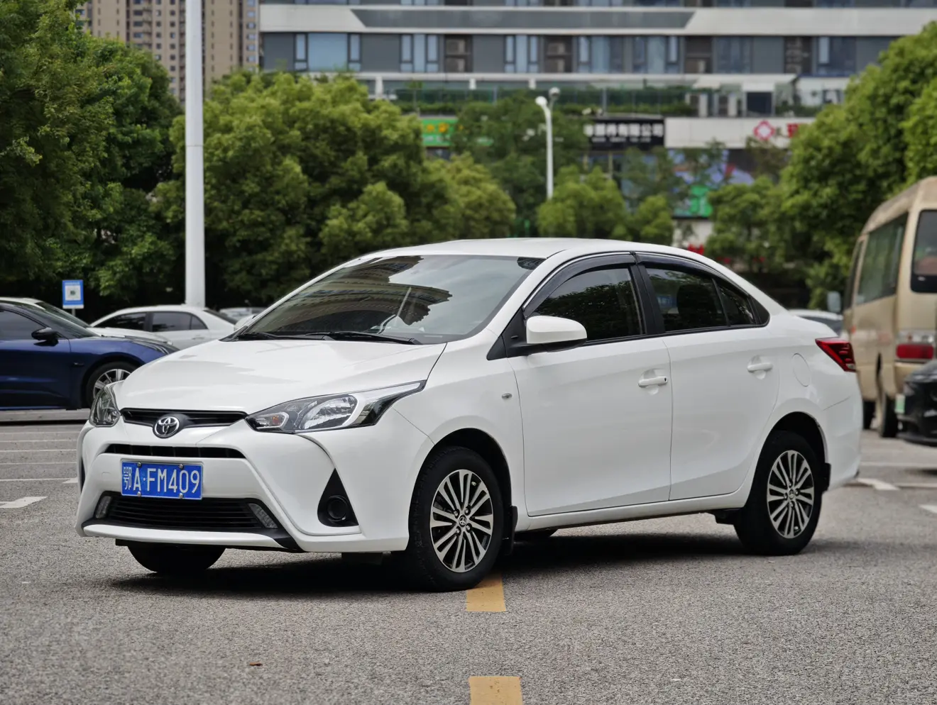 Toyota YARiS L Enjoy