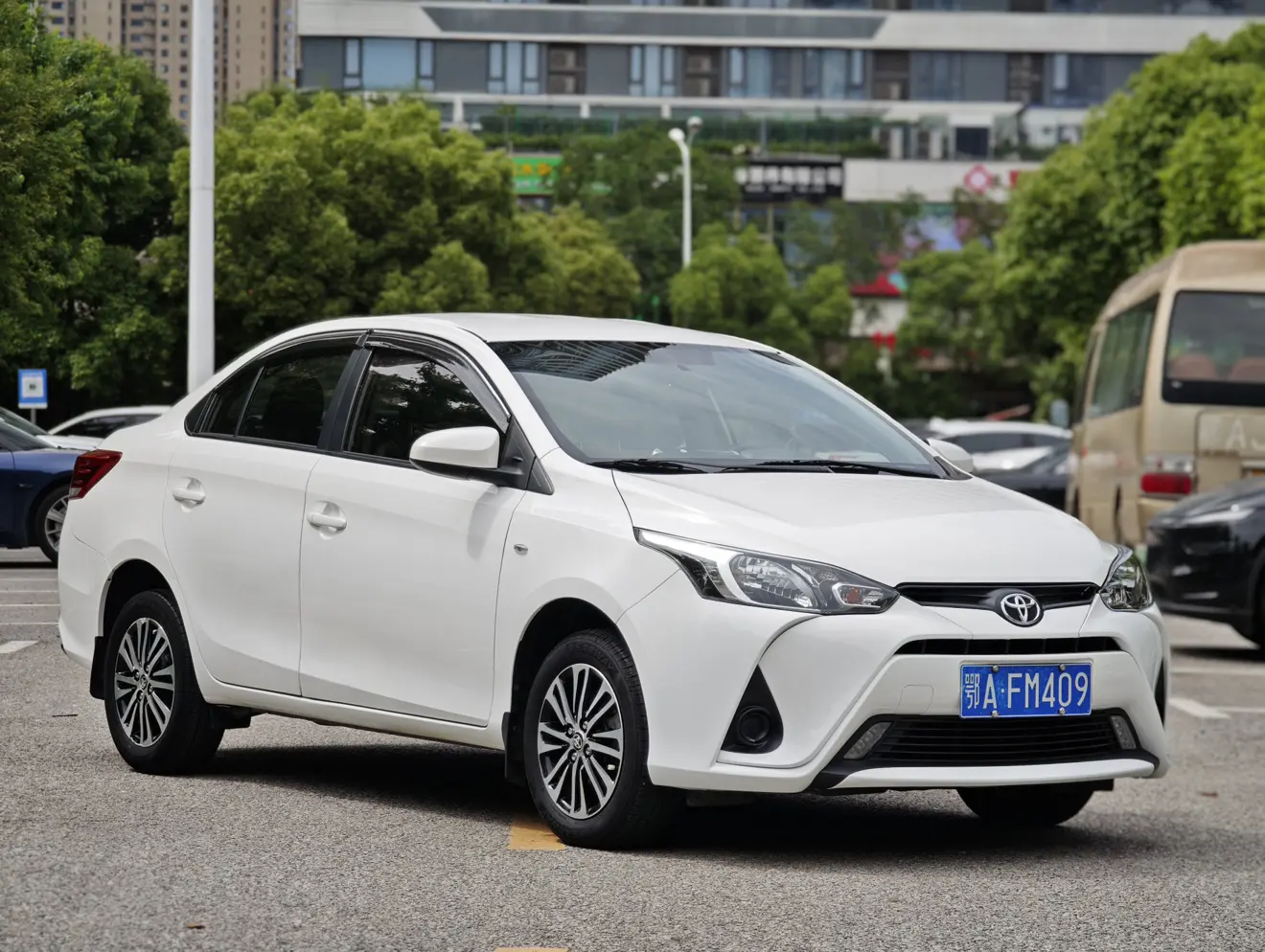 Toyota YARiS L Enjoy