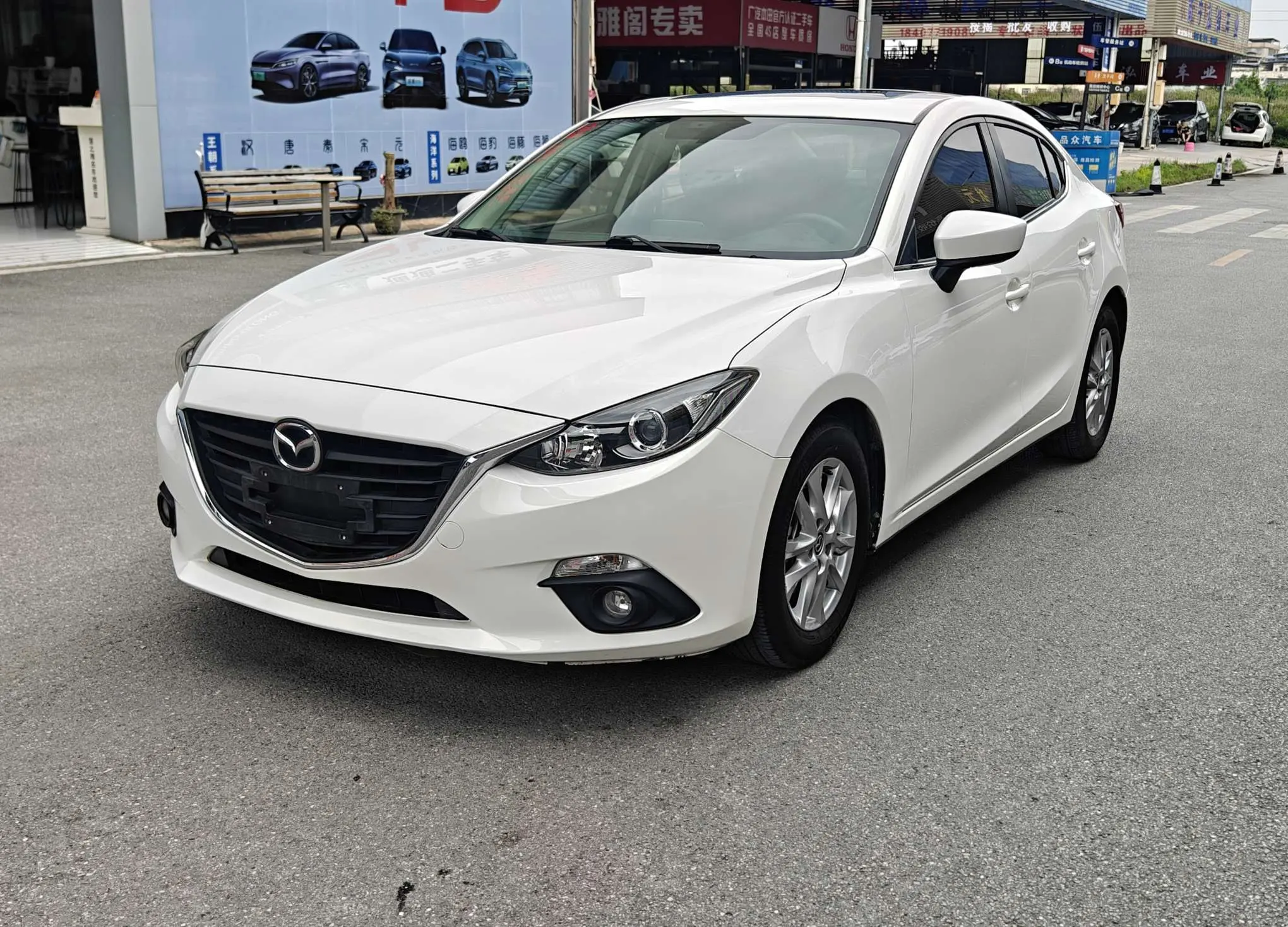 Mazda Axela