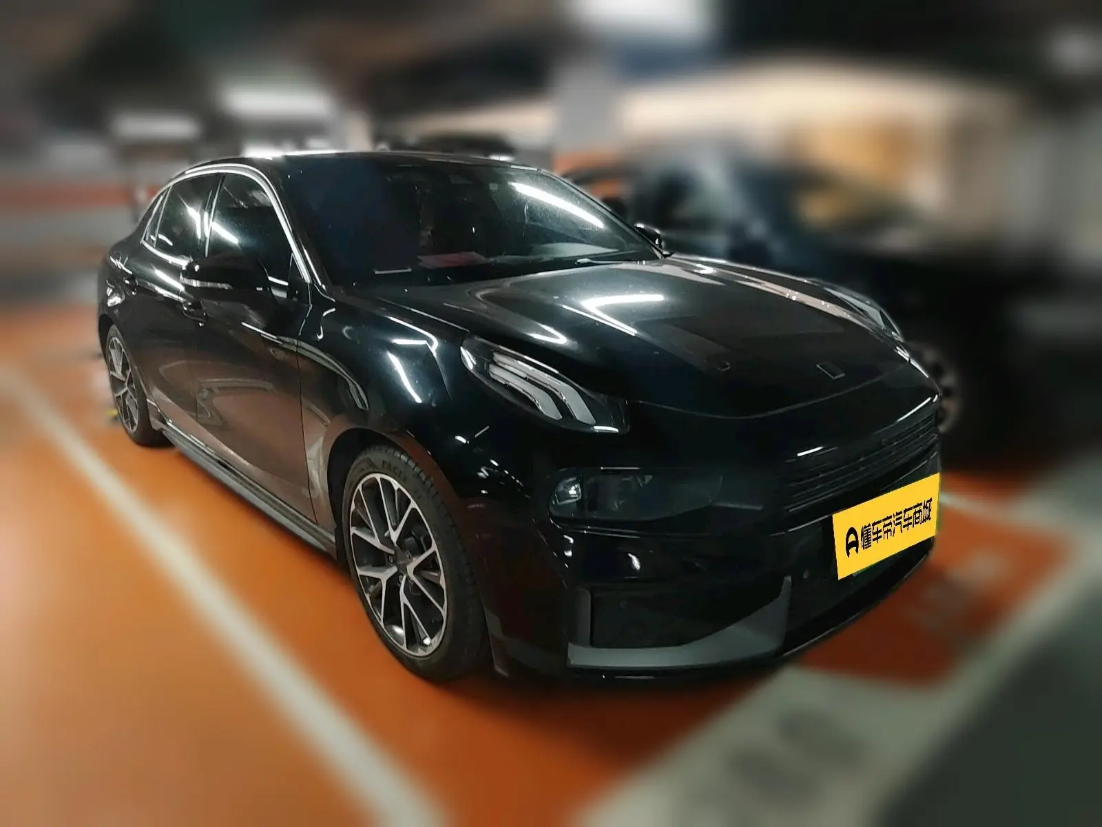 Lynk & Co 03