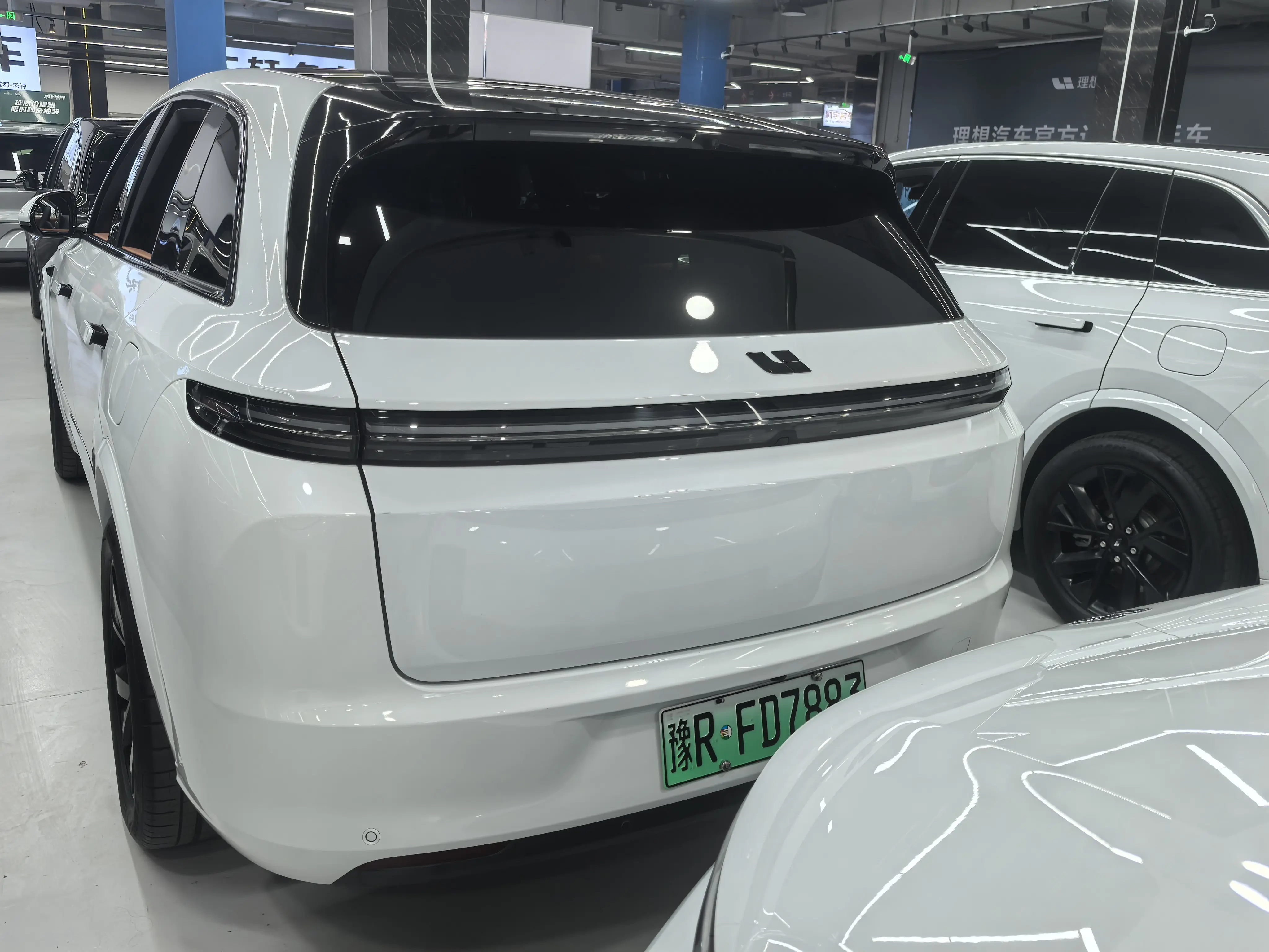 Lixiang L7